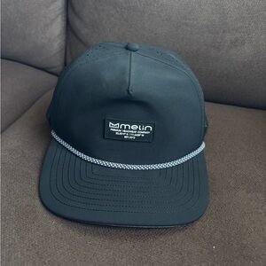 NWOT Melin Hydro Coronado Brick Heather Charcoal Hat | Men’s Size Small